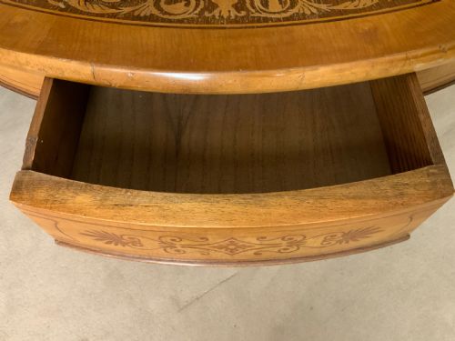 A CONTINENTAL MARQUETRY CENTRE OR DRUM TABLE - ADDITIONAL PHOTO 8