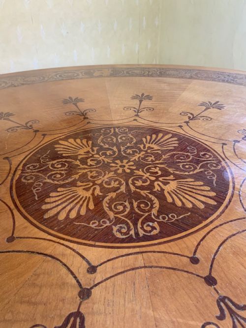 A CONTINENTAL MARQUETRY CENTRE OR DRUM TABLE - ADDITIONAL PHOTO 12
