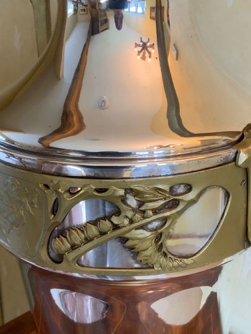 A LARGE ART NOUVEAU CHROME PLATED URN - ADDITIONAL PHOTO 3