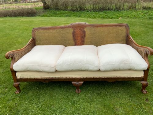 AN EDWARDIAN BERGERE SUITE - ADDITIONAL PHOTO 8