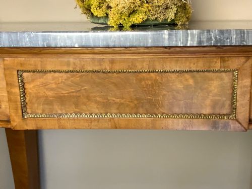 MARBLE TOPPED MAHOGANY CONSOLE TABLE - ADDITIONAL PHOTO 4