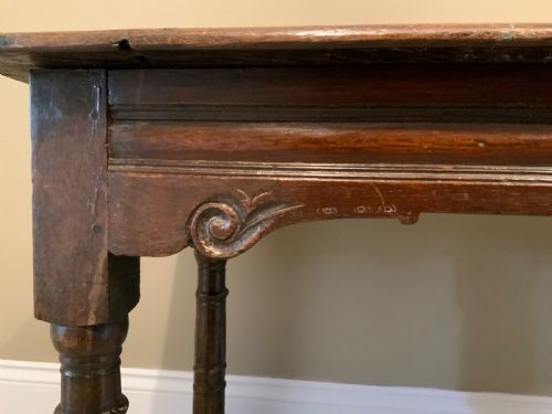 17TH CENTURY OAK SIDE TABLE - ADDITIONAL PHOTO 1