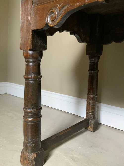 17TH CENTURY OAK SIDE TABLE - ADDITIONAL PHOTO 2