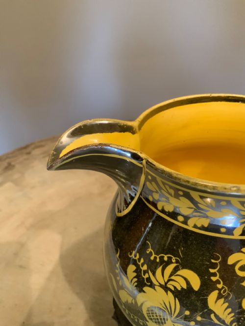 AN EARLY 19TH CENTURY CANARY YELLOW JUG THE SILVER RESIST - ADDITIONAL PHOTO 3