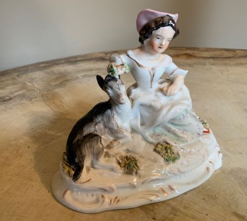 an english pottery figurative group - CATEGORY: ANTIQUE CERAMICS - DATED 19TH CENTURY