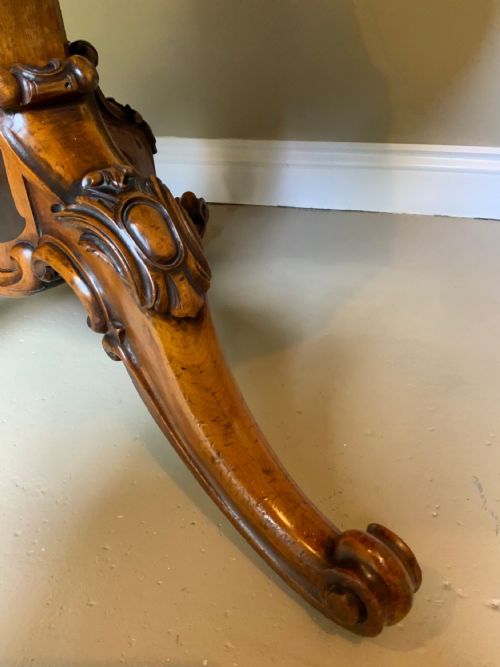 MARQUETRY WALNUT CENTRE TABLE IN THE MANNER OF EDWARD HOLMES BALDOCK - ADDITIONAL PHOTO 2