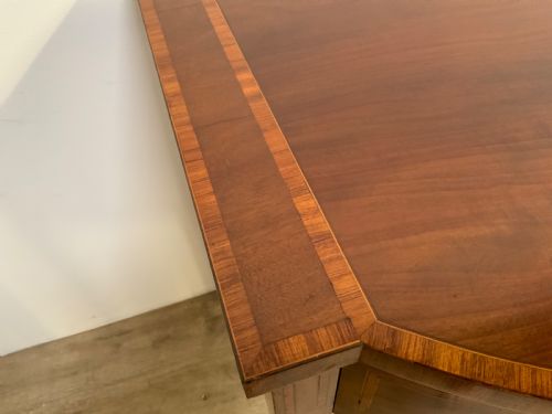 GEORGE III MAHOGANY BOW FRONT SERVING TABLE - ADDITIONAL PHOTO 5