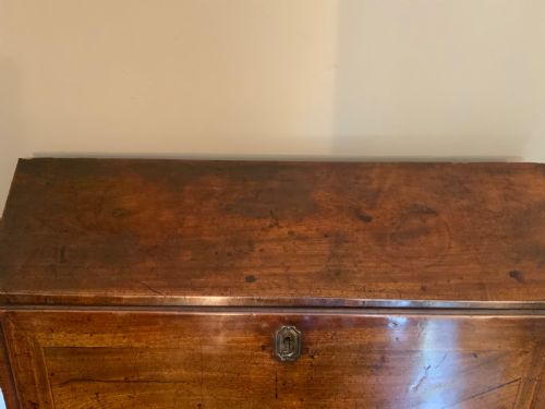 26 WIDE GEORGIAN MAHOGANY BUREAU - ADDITIONAL PHOTO 6