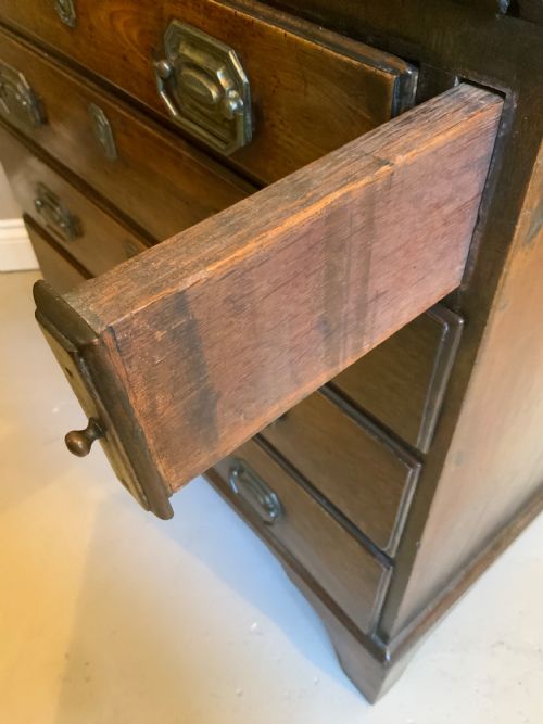 26 WIDE GEORGIAN MAHOGANY BUREAU - ADDITIONAL PHOTO 12