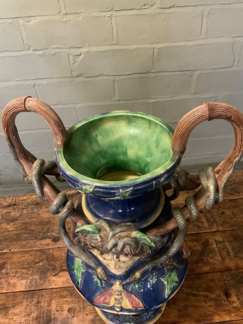 A LARGE PALISSY WARE VASE - ADDITIONAL PHOTO 2