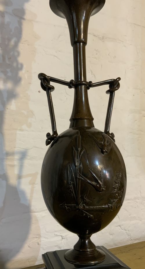 A LARGE PAIR OF 19TH CENTURY BRONZE CANDELABRA - ADDITIONAL PHOTO 12