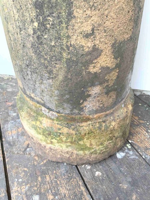 A VERY TALL LATE GEORGIAN BUFF CLAY CHIMNEY POT - ADDITIONAL PHOTO 2