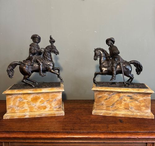 pair of bronze equestrian figures - CATEGORY: ANTIQUE SCULPTURES - DATED 19TH CENTURY