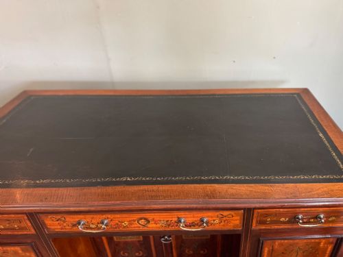 AN EDWARDIAN MAHOGANY DESK WITH PAINTED SWAGS AND MUSICAL TROPHIES - ADDITIONAL PHOTO 7