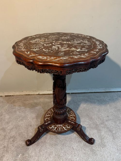 a fine quality chinese occasional table - CATEGORY: ANTIQUE TABLES - DATED 19TH CENTURY