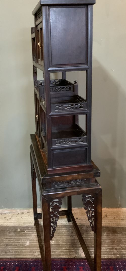 A JAPANESE SHIBAYAMA CABINET - ADDITIONAL PHOTO 8