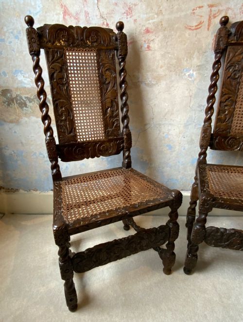 A PAIR OF CHARLES II WALNUT SIDE CHAIRS - ADDITIONAL PHOTO 1