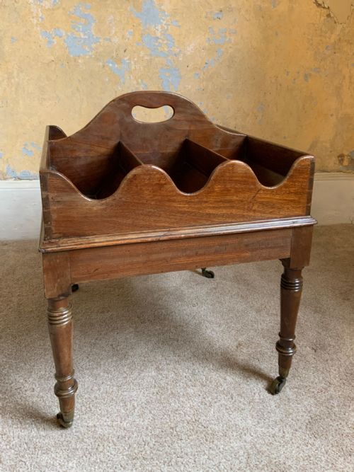 A GEORGIAN MAHOGANY WINE BOTTLE CARRIER - ADDITIONAL PHOTO 3