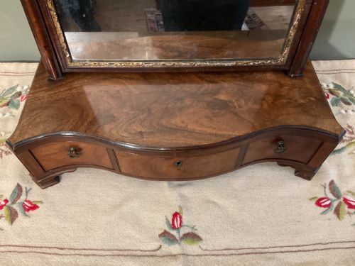 A GEORGE II PERIOD TOILET MIRROR - ADDITIONAL PHOTO 4