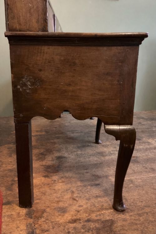 18TH CENTURY OAK DRESSER - ADDITIONAL PHOTO 1