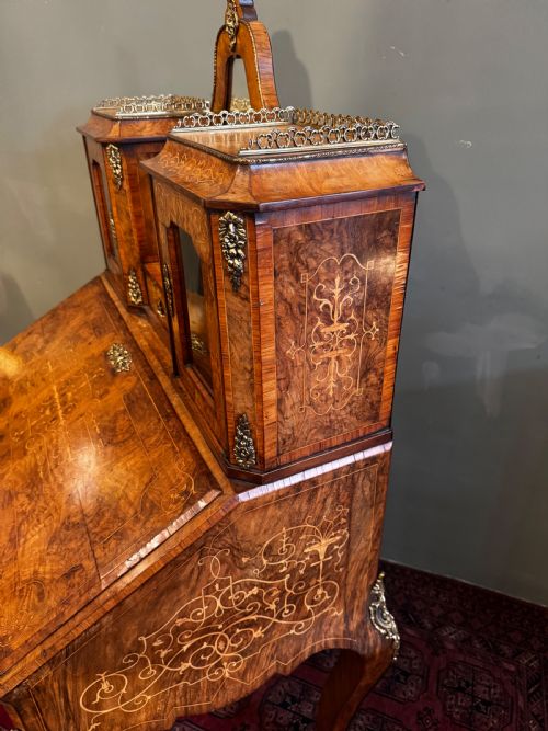 A WALNUT BONHEUR DU JOUR - ADDITIONAL PHOTO 7