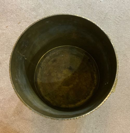 A LARGE PAIR OF POLISHED BRASS PLANTERS - ADDITIONAL PHOTO 6