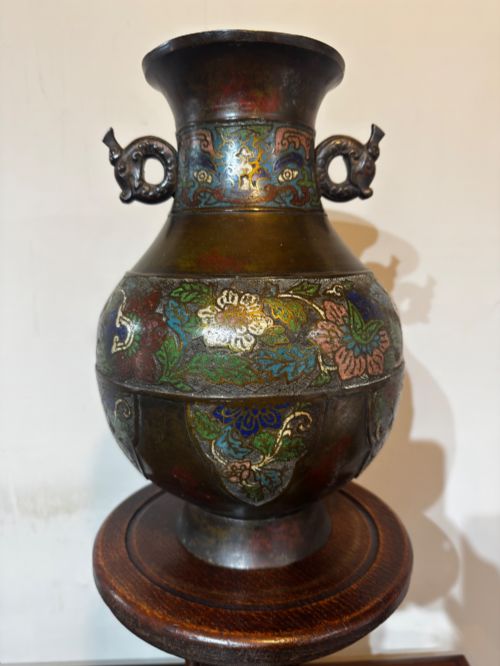 A CHINESE BRONZE CHAMPLEVE VASE