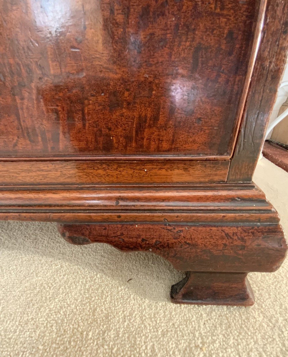 Georgian mahogany bureau View XI