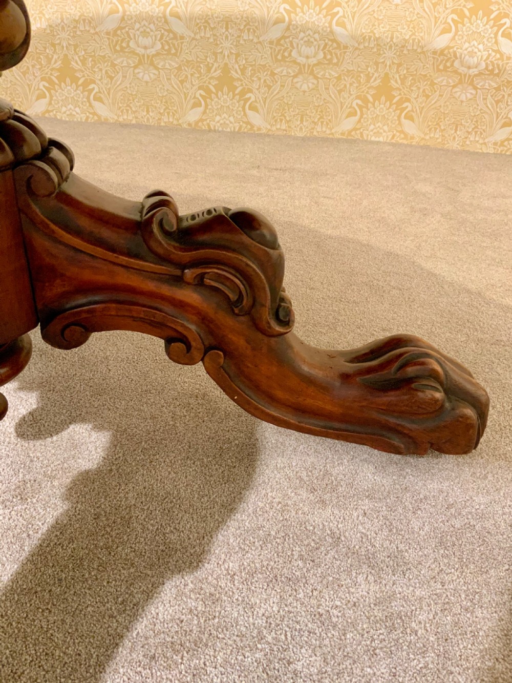  Irish burr walnut centre table View V