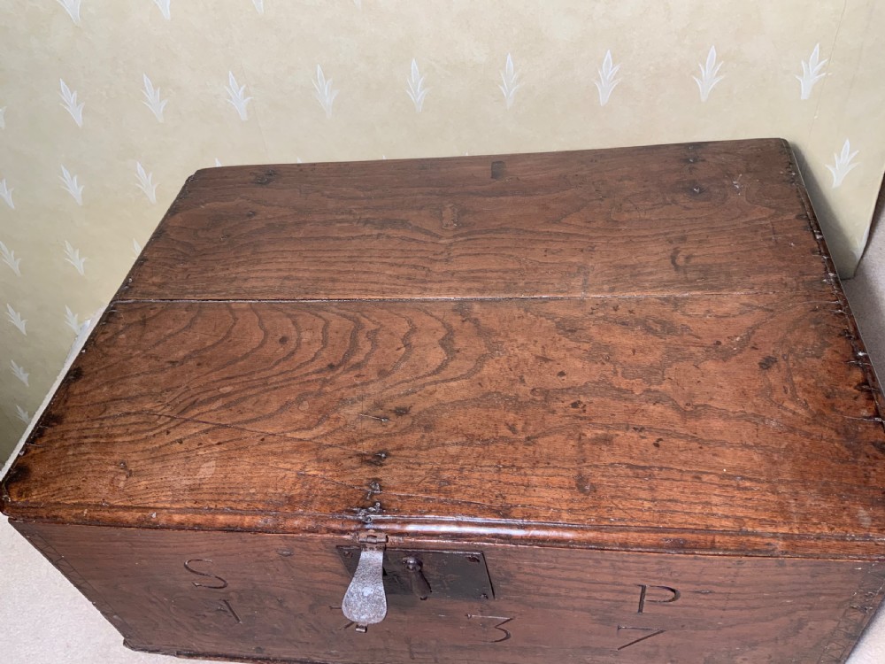 An 18th century oak box View II