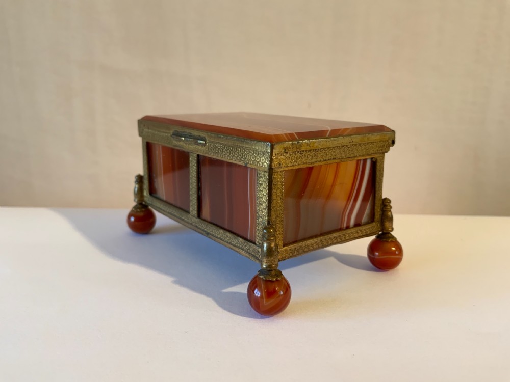 Ormolu mounted agate box View VIII