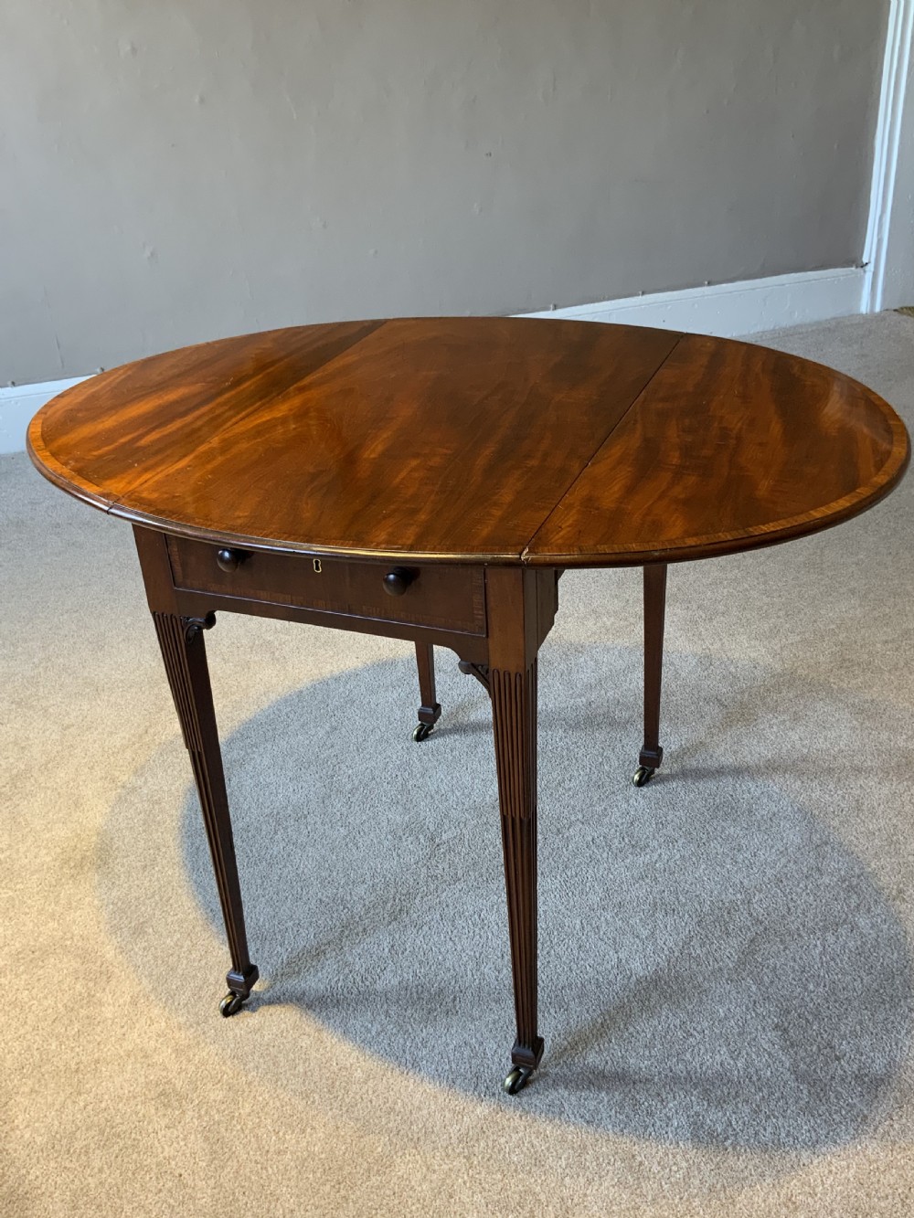 Georgian Mahogany Pembroke table