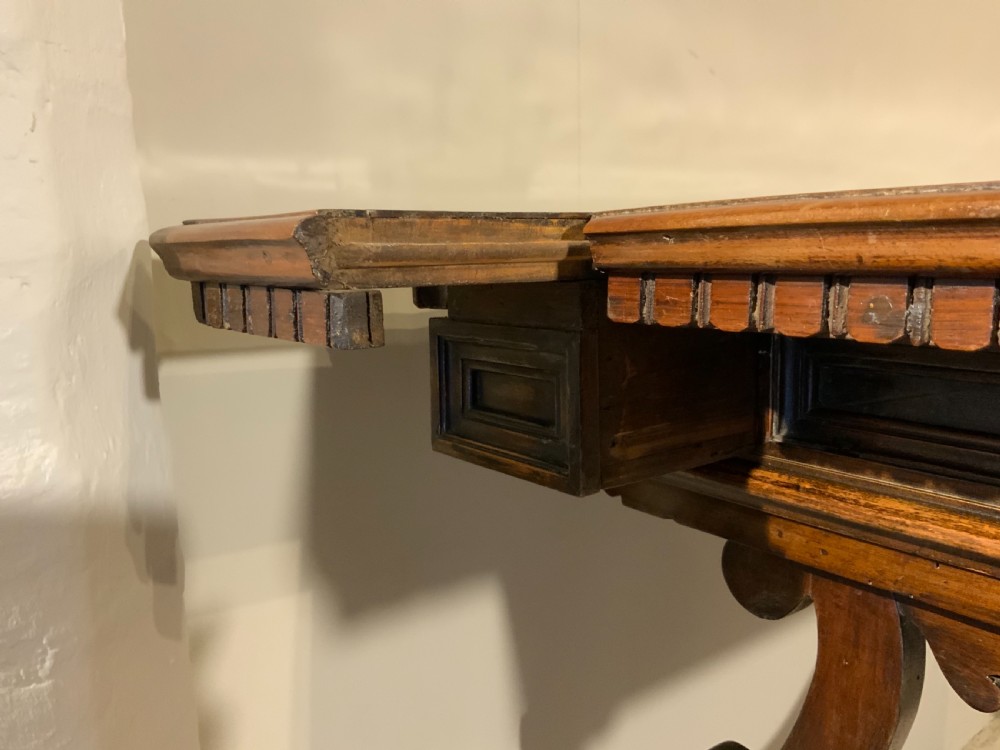 Walnut table View IV