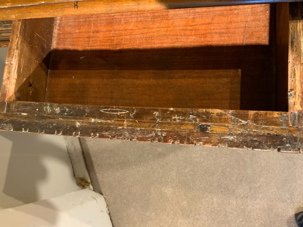 Walnut table View XIV