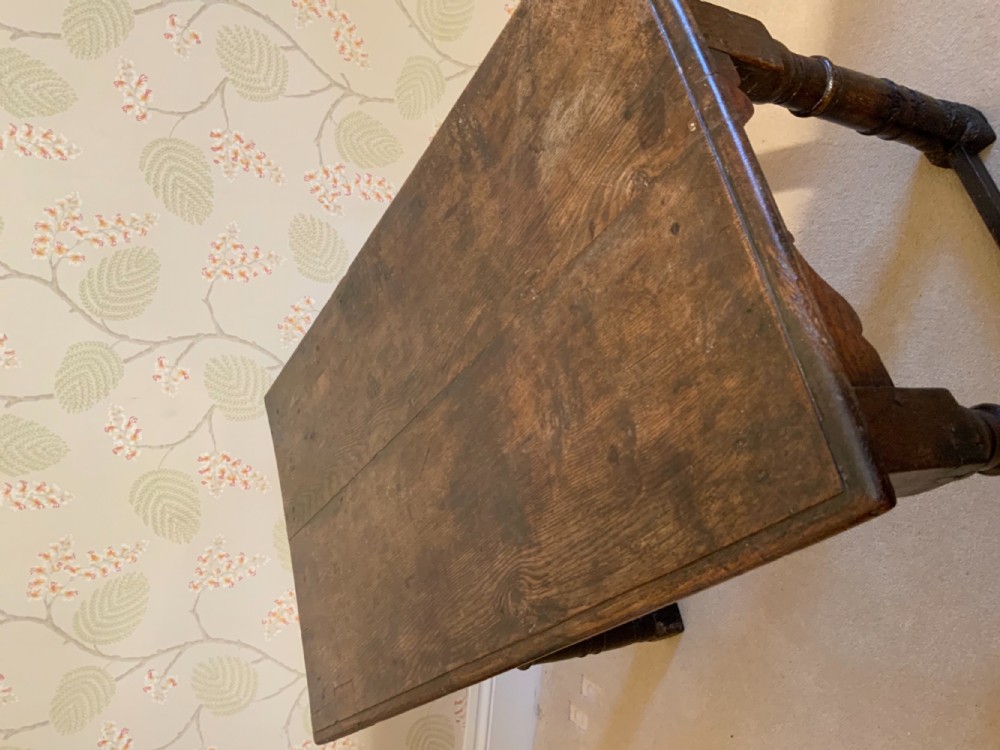 17th century oak side table View VIII