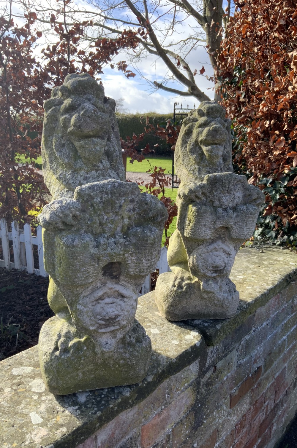Pair of stone lions rampant
