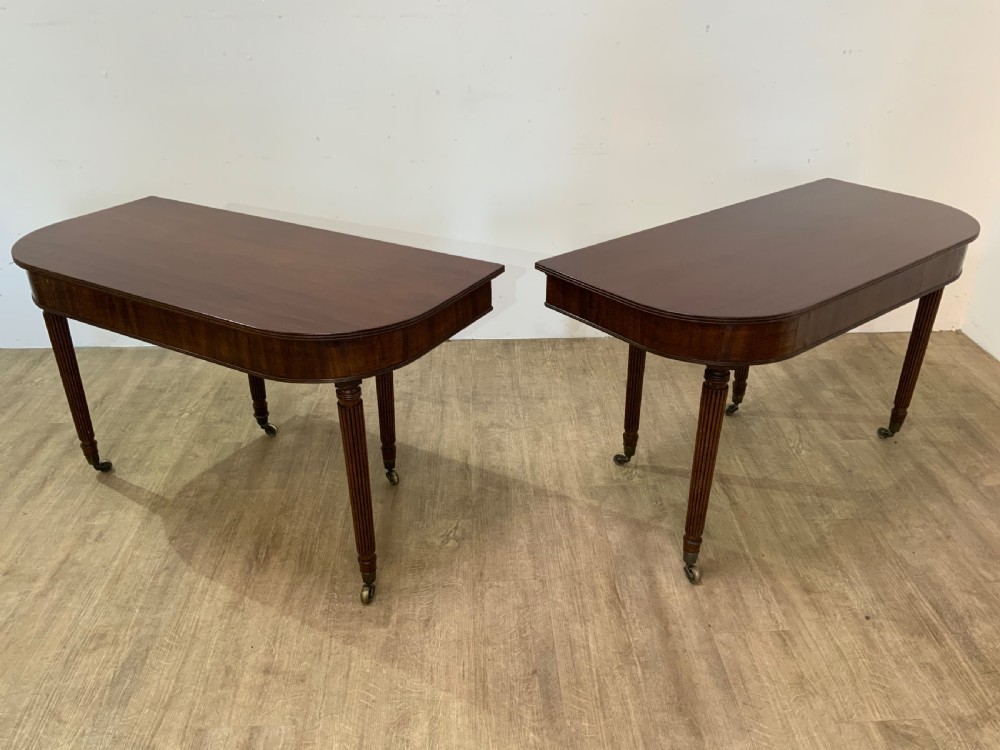 Georgian Mahogany dining table to seat 10 View VII