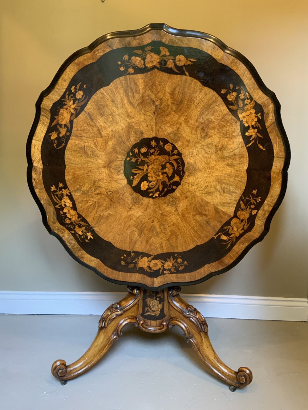 Marquetry walnut centre table in the manner of Edward Holmes Baldock