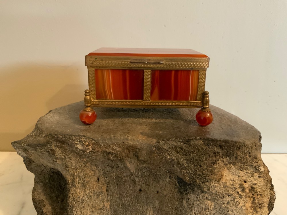 Ormolu mounted agate box View VII