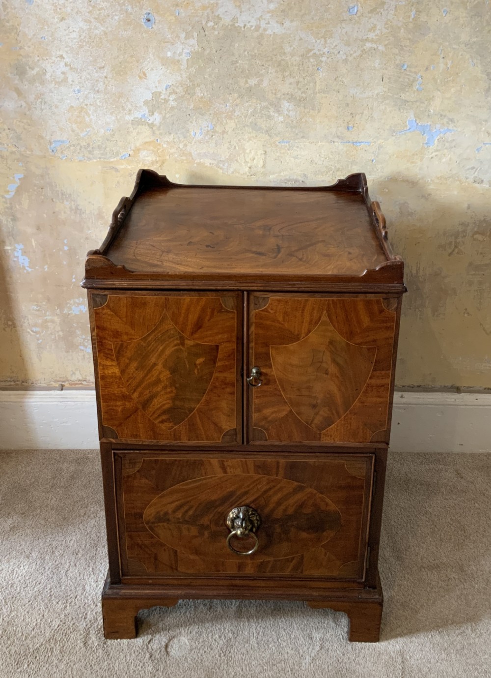 A Georgian mahogany tray top commode View II