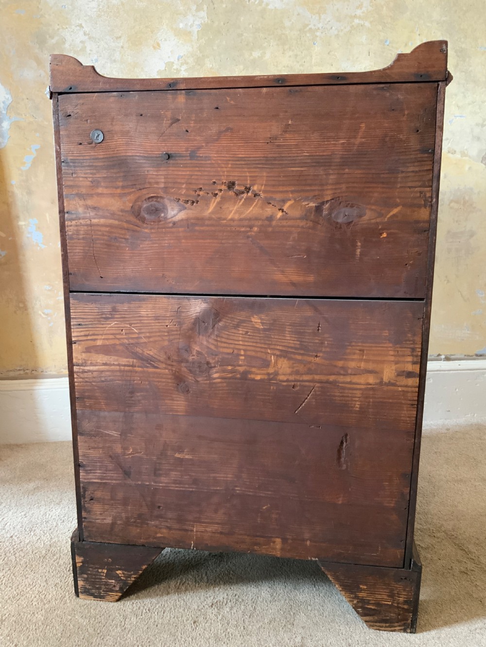 A Georgian mahogany tray top commode View X