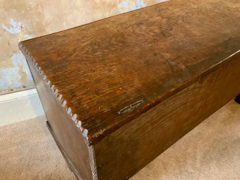 Late 17th century Six plank oak coffer View XI