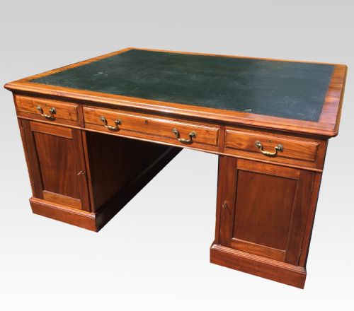 19TH CENTURY MAHOGANY PARTNERS DESK LATE 19TH CENTURY MAHOGANY PARTNERS DESK - ADDITIONAL PHOTO 4