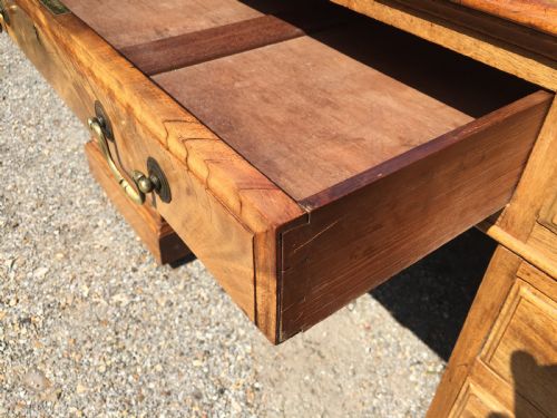 19TH CENTURY MAHOGANY PARTNERS DESK LATE 19TH CENTURY MAHOGANY PARTNERS DESK - ADDITIONAL PHOTO 5