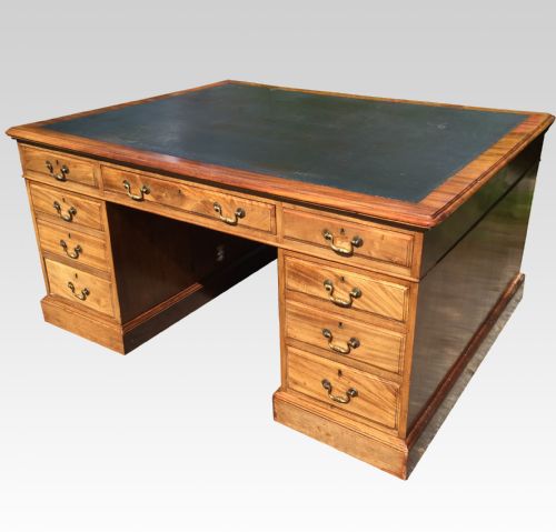19TH CENTURY MAHOGANY PARTNERS DESK LATE 19TH CENTURY MAHOGANY PARTNERS DESK - ADDITIONAL PHOTO 7