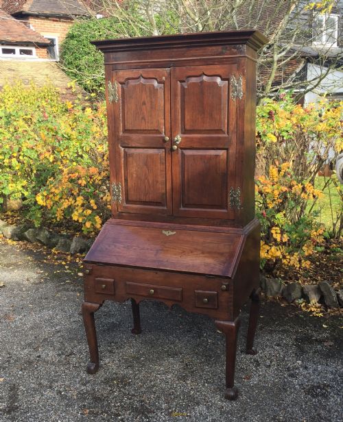 EARLY 18TH CENTURY OAK BUREAU CABINETBOOKCASE - ADDITIONAL PHOTO 1