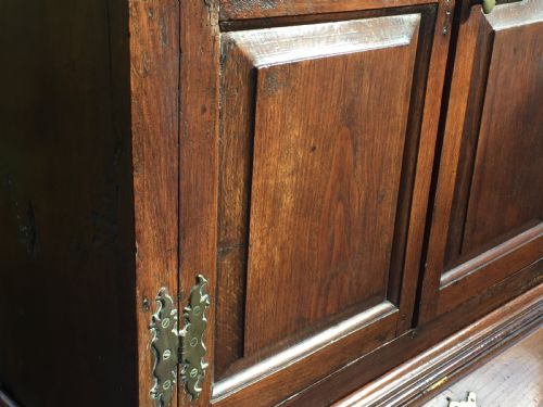 EARLY 18TH CENTURY OAK BUREAU CABINETBOOKCASE - ADDITIONAL PHOTO 5