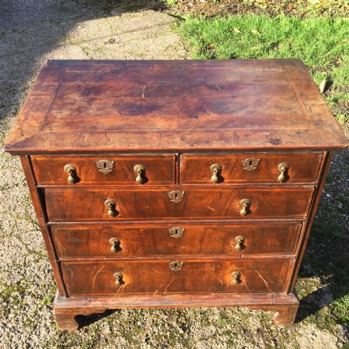 EARLY 18TH CENTURY WALNUT AND OAK CHEST OF DRAWERS FOR RESTORATION - ADDITIONAL PHOTO 6