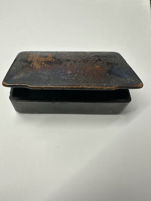 19th Century Chinese Canton Export Black & Gilt Lacquer Figural Trinket Box C.1850