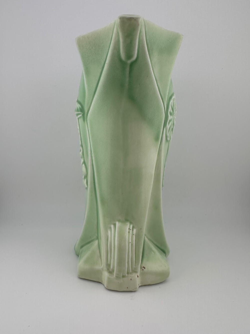 1930s Delcroft Ware Art Deco Green Oriental Geisha Jug Vase J T Fell No.727 18.5cm View IV